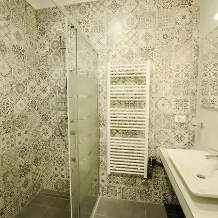 Luxury Penthouse דירה *